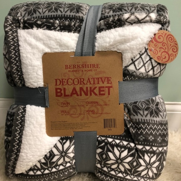 Berkshire | Decorative Blanket | Gray | Size King (PM_B07) - Picture 3 of 5